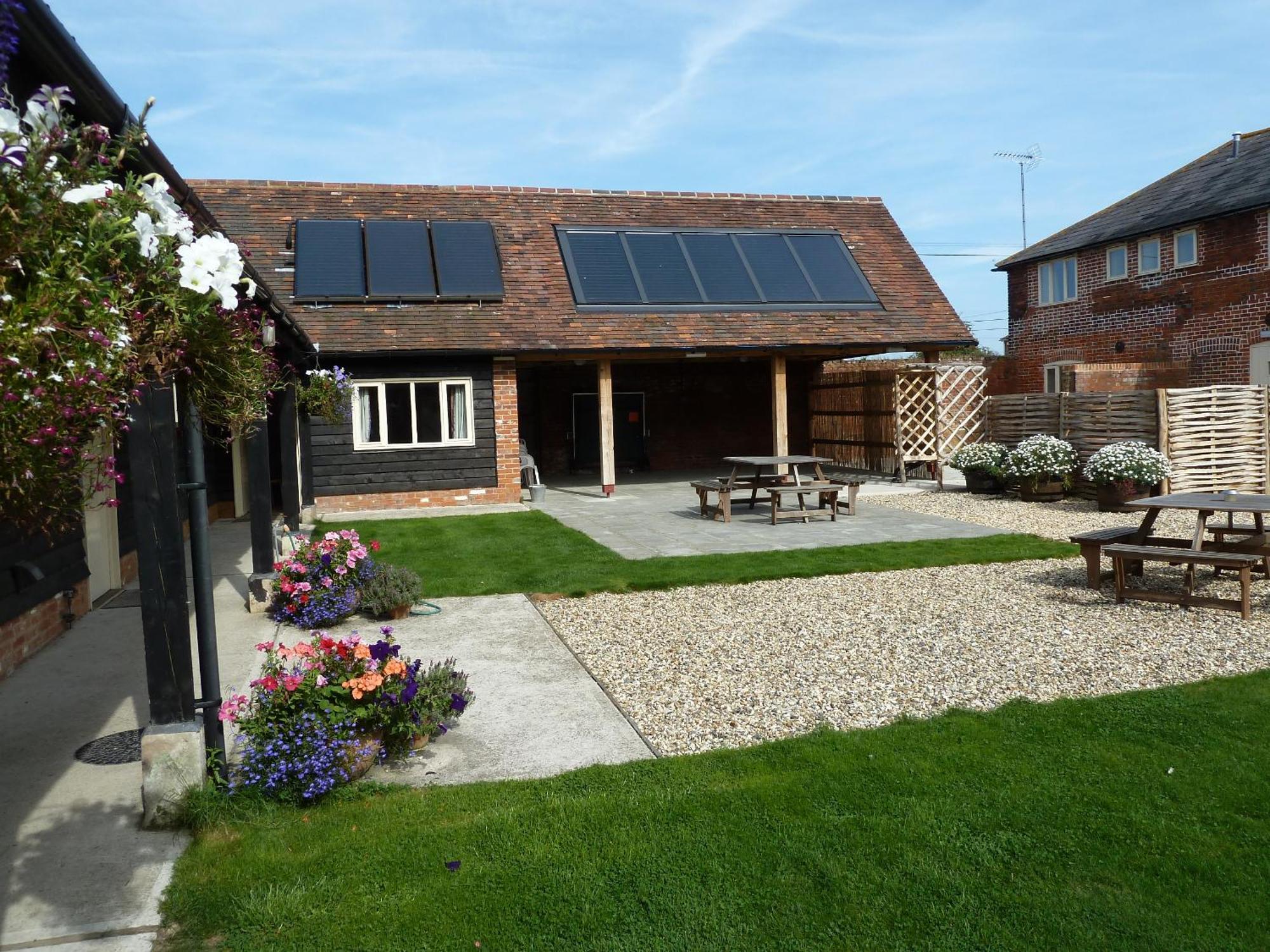 Palace Farm Courtyard And Granary Rooms Doddington  Экстерьер фото